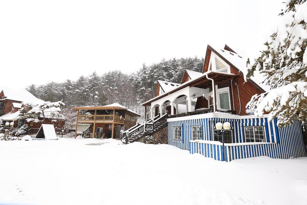 Bench House Villa Pyeongchang Eksteriør billede