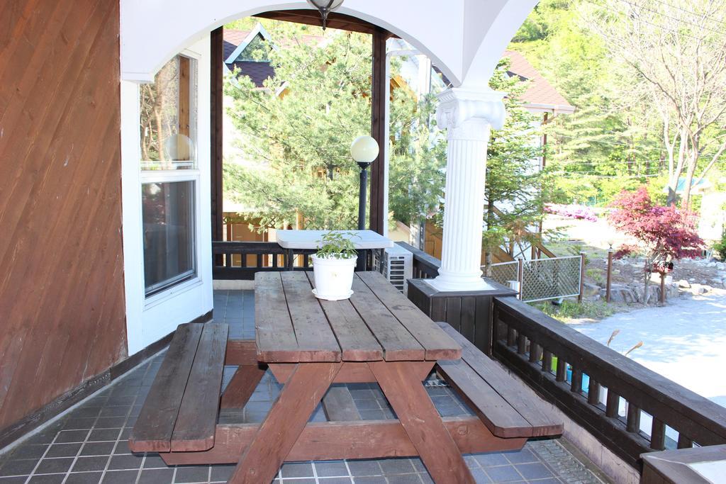 Bench House Villa Pyeongchang Eksteriør billede